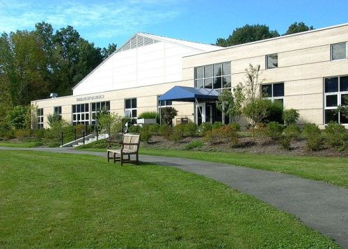 海德伍德斯托克中學(xué)Hyde Woodstock School